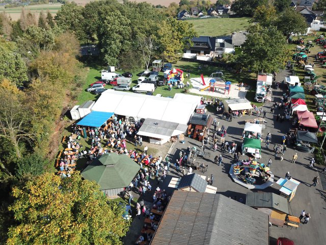 Luftbild Bauernmarkt 2019 Langenbroich Bergheim Bauernmarkt Kreuzau